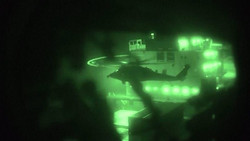 US-Marine beschießt und kapert Frachter unter iranischer Flagge