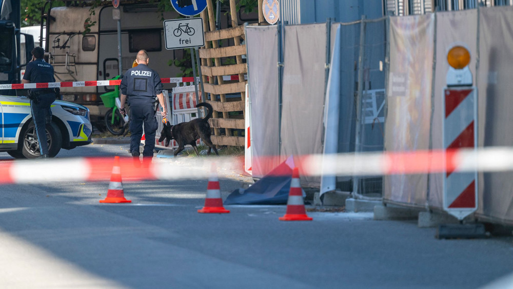 Brandsätze auf Münchner Baustelle geworfen