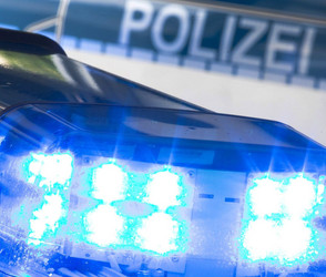 Motorrollerfahrer stirbt nach Unfall - B458 voll gesperrt