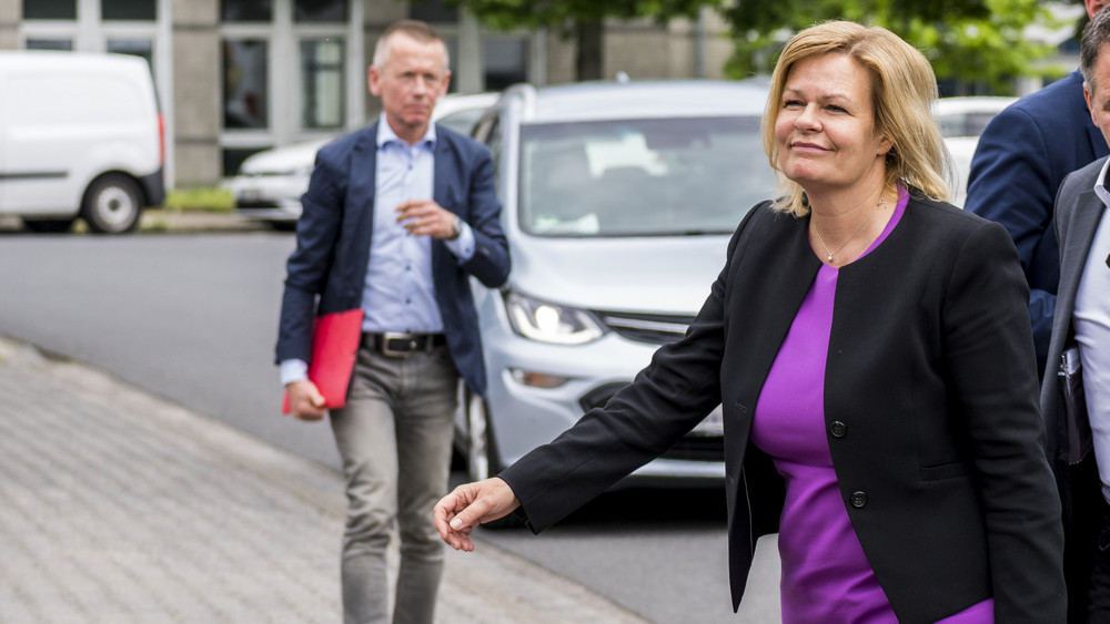 Nancy Faeser, Spitzenkandidatin der SPD für die Landtagswahl in Hessen 2023, ist als Direktkandidatin für ihren Heimatwahlkreis nominiert.
