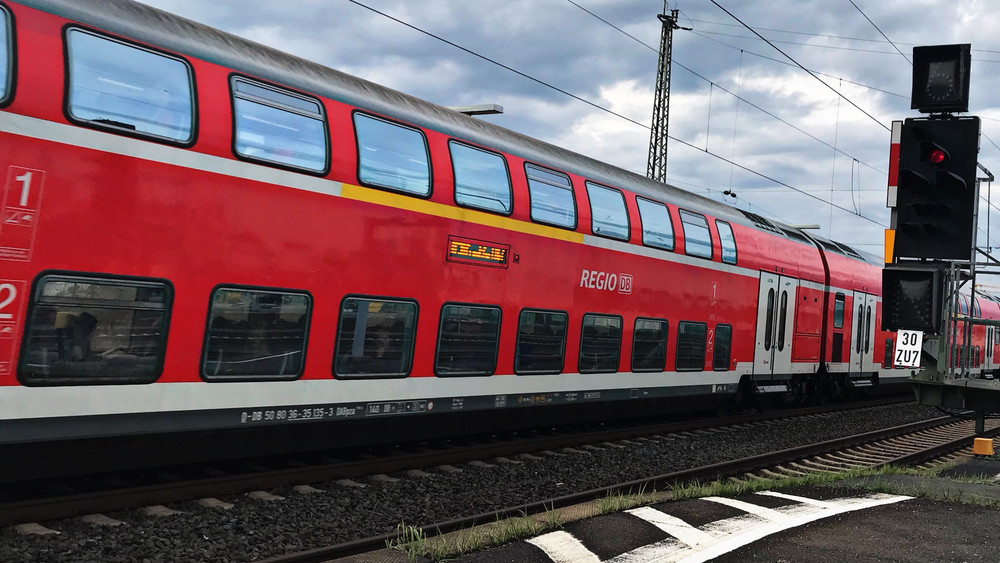 Es kommt am Wochenende zu Fahrplanänderungen und Bahnausfällen zwischen Bad Wildungen - Fritzlar - Wabern - Kassel.