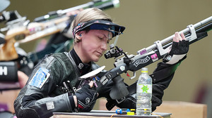 Paralympics in Paris: Osthessin Hiltrop holt Gold im Schießen