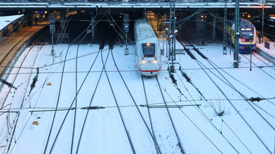 Wegen Eiswarnung: Bahn drosselt Geschwindigkeit in Hessen