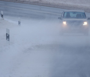 Sturmtief Elli: Eisige Wintergefahr breitet sich aus