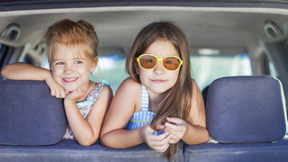 Ablenkung im Auto: Stau-Spiele für Kinder