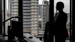 Analysen: Frauen-Anteil in Führungsetagen der Wirtschaft stagniert