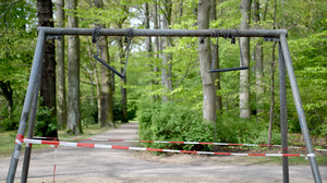 Ekel-Alarm in Rüsselsheim: Immer wieder Kot-Schmiererei im Ostpark