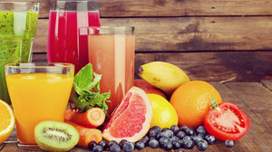 Saftkuren zum Detox: Wirksam oder teurer Trend?