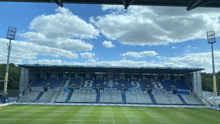 Heiraten im Fußballstadion: Trauungen am Böllenfalltor in Darmstadt