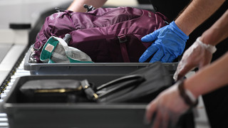 Streikgefahr an Flughäfen sinkt - Tarifabschluss für Luftsicherheit