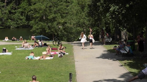 Schon 5 Minuten Bewegung bei der Arbeit verlängern Ihr Leben