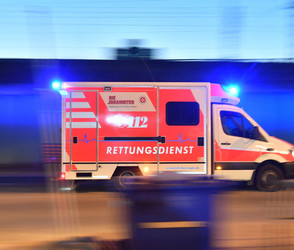 Willingshain: Radfahrer übersieht Freund, 30-Jähriger stirbt