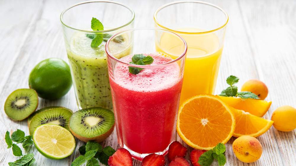 Saftkur: Bunte Säfte aus Obst und Gemüse
