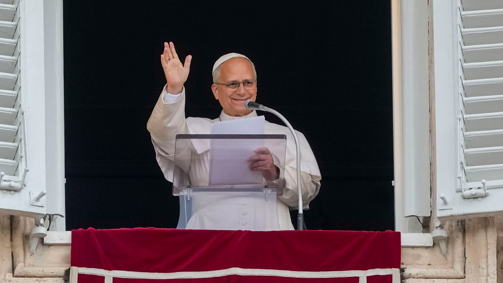 Papst spricht nach überstandener OP Angelus-Gebet