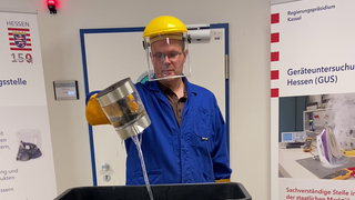 Speziallabor in Kassel: Was nicht sicher ist, fliegt vom Markt