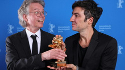 Deutscher Film "Gelbe Briefe" gewinnt Goldenen Bären der Berlinale