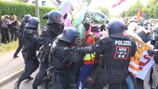 Großprotest in Erfurt: Tausende demonstrieren gegen die AfD