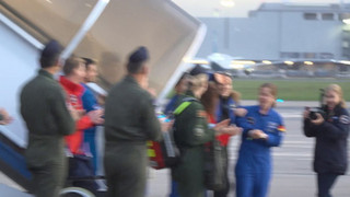 Zurück aus dem Weltall: Astronautin Sophie Adenot landet in Köln