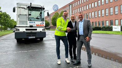 Volkswagen testet ferngesteuerte LKW in Kassel