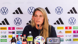 DFB: Sportdirektorin Nia Künzer verlängert vorzeitig bis 2029