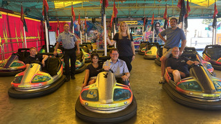 Riesenrad, Autoscooter und Trödelstände: Bad Vilbeler Markt startet