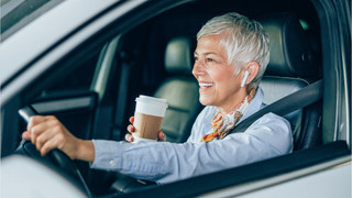 Kopfhörer auf dem Rad oder im Auto: erlaubt - aber gefährlich