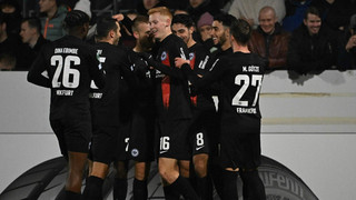 Sieg in Helsinki: Frankfurt überwintert in Europa