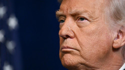 Trump bestätigt US-Angriff auf mutmaßliche Drogenverladestelle