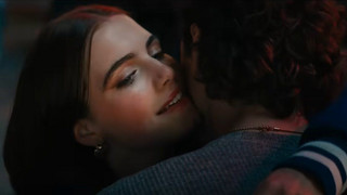 "Off Campus": Erster offizieller Trailer zur College-Romanze