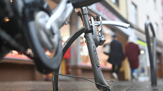 Frankfurt kämpft mit Schrott-Fahrrad-Flut