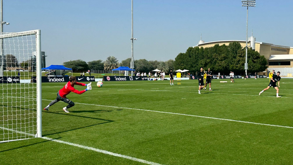 In Aktion: Eintracht-Keeper Kevin Trapp im Trainingslager in Dubai