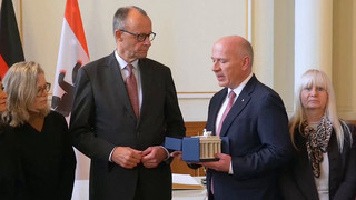 Zum Antrittsbesuch: Berliner Rathauschef begrüßt den Bundeskanzler 