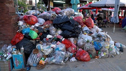 Bali: Deponie-Verbot lässt Müllberge wachsen