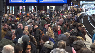 Eis und Schnee legen Züge lahm – Bahn kämpft mit Störungen