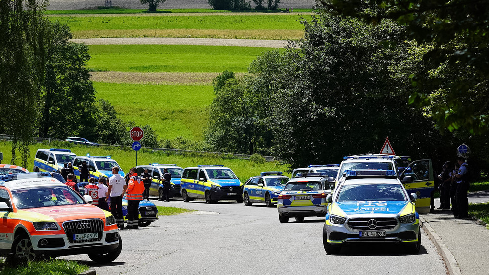 Polizei und Rettungskräfte sind in Albstadt im Großeinsatz.