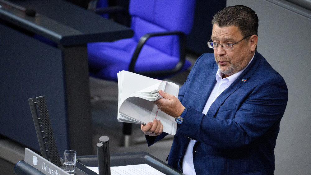 Der Bundestag hebt die Immunität von Stephan Brandner auf.