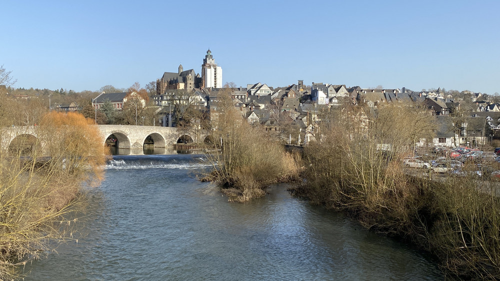 Blick auf die Alte Lahnbrücke in Wetzlar
