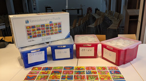 Frankfurter Riedberg-Gemeinde: Gemeinsam Riesen-Puzzle legen