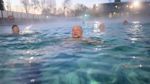 Auch ohne Frühlings-Temperaturen: Freibad-Saison startet