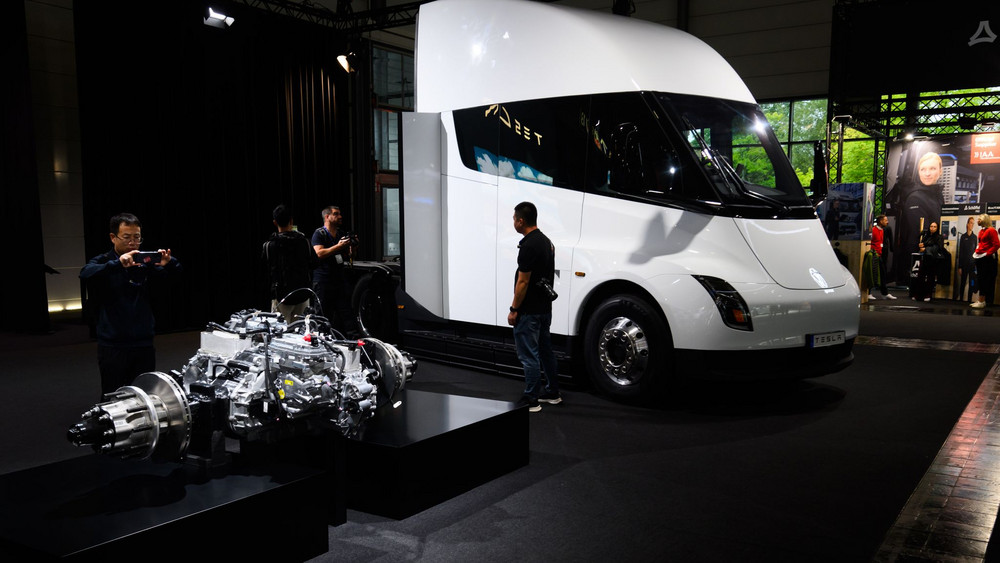 Tesla Semi