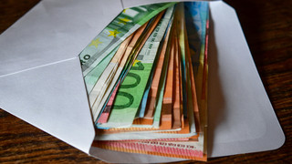 Neffe zahlt über 17.000€ bei Polizei Südosthessen für Onkel