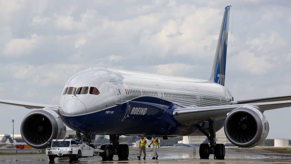 Boeing muss die Auslieferung des Langstreckenjets 787 Dreamliner erneut aussetzen (Symbolfoto).