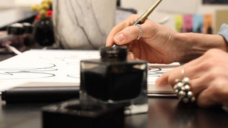 Geschrieben aus dem Herzen: Sie verkauft ihre Handschrift an die großen Namen