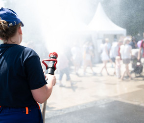 Hitze beim Hessentag: DRK stockt Sanitätsdienst auf