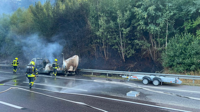 Aus Wohnmobilbrand wird Waldbrand an A3 bei Niedernhausen