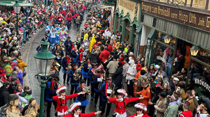 Rosenmontagsumzug in Fulda: Was gerade passiert