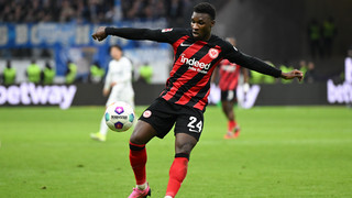 Eintracht Frankfurt Training: Buta fehlt krank, Shkiri dabei