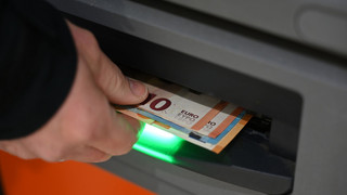 Bundesbank warnt: Immer schwieriger an Bargeld zu kommen