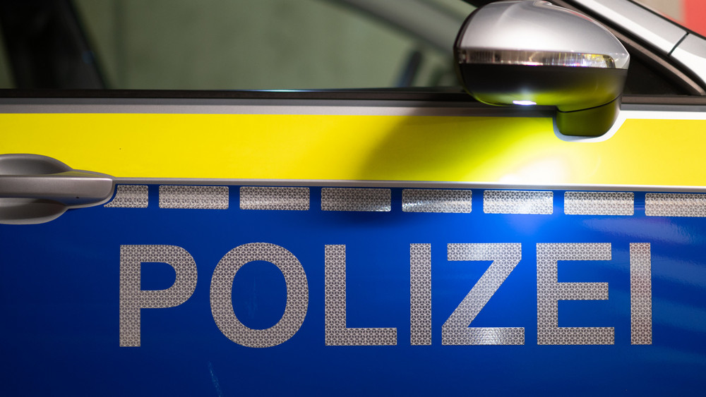 Vier Jugendliche mit gestohlenem Auto gestoppt