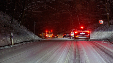 Glättewarnung und Schnee: Gefährliche Wetterlage in Hessen